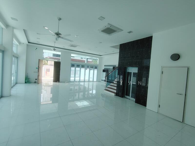Beauty World MRT/ bukit timah primary, Eng Kong place, 7 Bedrooms, 5,366 sqft, Semi-Detached House For Sale, by Desmond Tan, 500035955 - Interior - PropertyGuru.com.sg