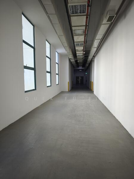 Spacious Light Industrial Units in the North with High Ceiling – Perfect for Assembly & Logistics, , 16,000 sqft, Light Industrial (B1) For Rent, by Quek Fu Jin, 500035962 - Corridor - CommercialGuru.com.sg