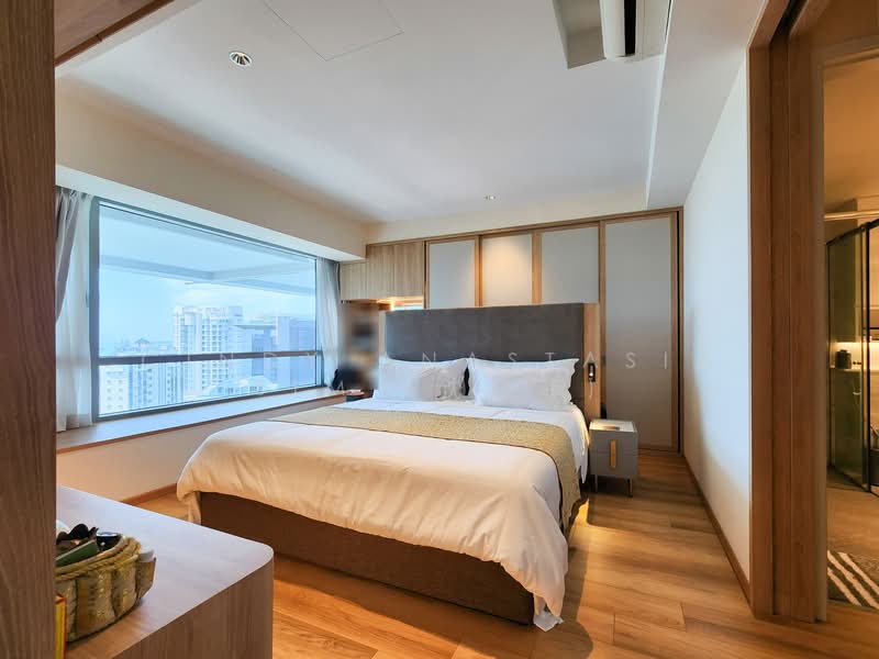 Amber Residences Apartment For Sale at S$ 10,288,888 | PropertyGuru Singapore - Master Bedroom, walk-in wardrobe & bath