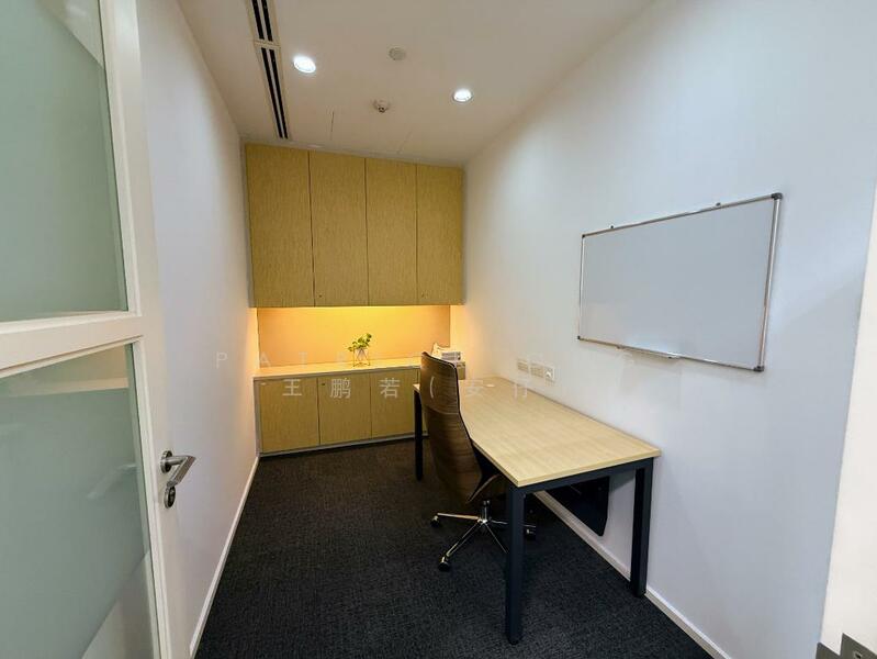 Ocbc Centre, 65 Chulia Street, 2,441 sqft, Office For Rent, by Patrick Ong 王鹏若(安仔), 500035970 - Private Room - CommercialGuru.com.sg