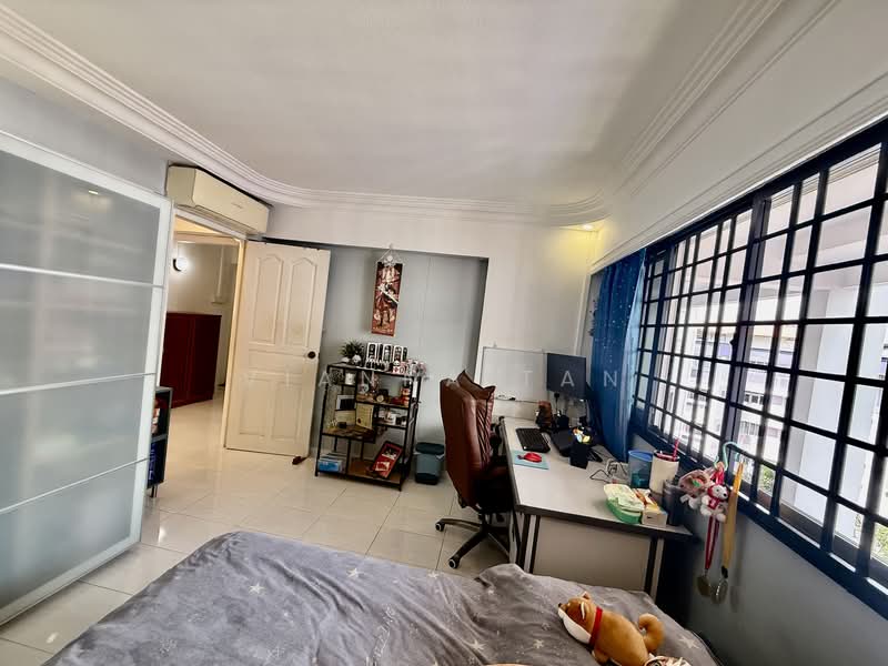 542 Serangoon North Avenue 4 HDB Flat For Sale at S$ 1,220,000 | PropertyGuru Singapore - Study