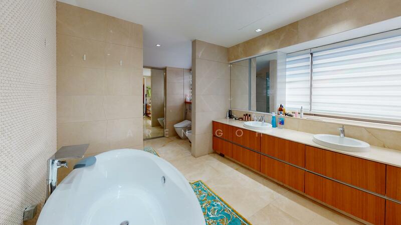 77 Ocean Drive Bungalow House For Sale at S$ 33,500,000 | PropertyGuru Singapore - Bathroom
