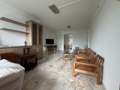 For Rent - 327 Hougang Avenue 5