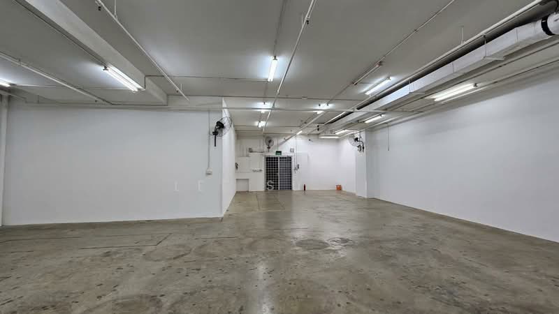 Ubi Techpark, 10 Ubi Crescent, 1,927 sqft, Light Industrial (B1) For Rent, by Lee Su Yi, 500036135 - Interior - CommercialGuru.com.sg