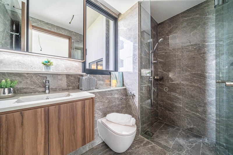 Lentor Modern, 3 Lentor Central, Mandai / Upper Thomson, 3 Bedrooms, 969 sqft, Condominium For Sale, by George Peng, 500036192 - Bathroom - PropertyGuru.com.sg