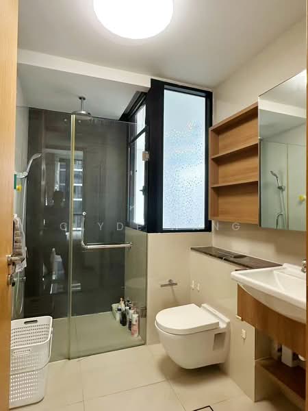 The Trilinq, Jalan Lempeng, 2 Bedrooms, 710 sqft, Condominium For Rent, by Clyde Wang, 500036195 - Bathroom - PropertyGuru.com.sg