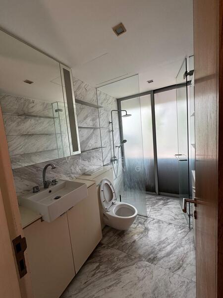 Tan Quee Lan Suites, 9 Tan Quee Lan Street, 2 Bedrooms, 1,733 sqft, Apartment For Rent, by Vincent Kwang, 500036272 - Bathroom - PropertyGuru.com.sg