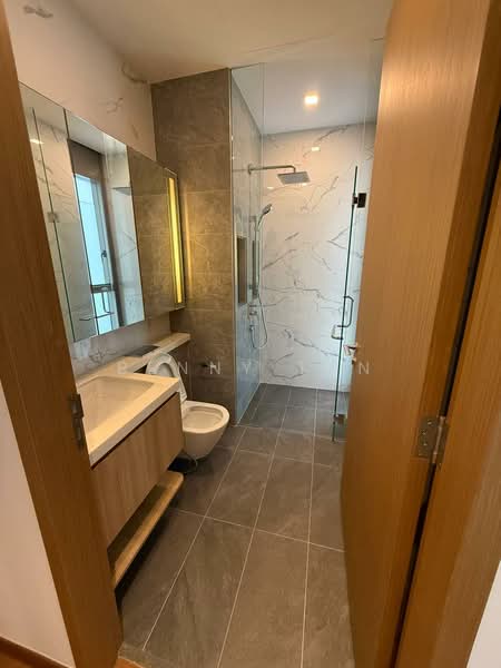 Sanctuary @ Newton, 2 Surrey Rd, 2 Bedrooms, 807 sqft, Condominium For Rent, by Benny Tan, 500036281 - Bathroom - PropertyGuru.com.sg