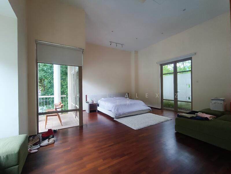 Designer Home in Prestigious D10 GCB zone, Cornwall Gardens, Belmont Road,, 5 Bedrooms, 7,000 sqft, Detached House For Rent, by Meriell Alexiz Kwek, 500036315 - Bedroom - PropertyGuru.com.sg