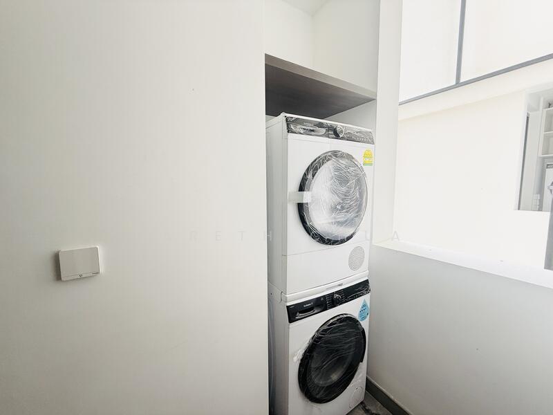 Jervois Mansion, 14 Jervois Close, 3 Bedrooms, 1,249 sqft, Condominium For Rent, by Gareth Chua, 500036325 - Yard - PropertyGuru.com.sg