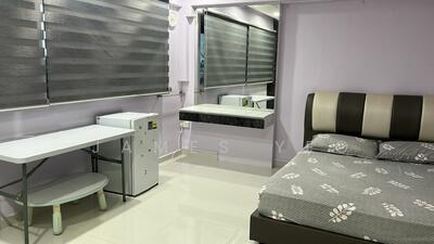 For Rent - 558 Jurong West Street 42