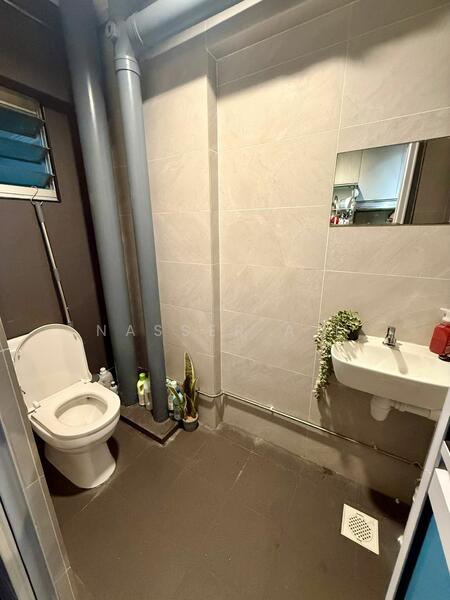 Common Bathroom Level1