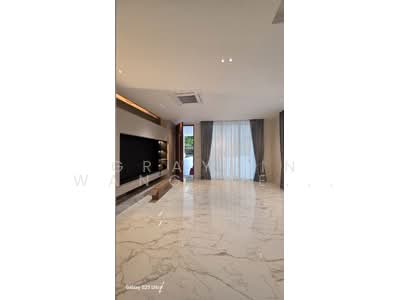 For Sale - D5 WEST COAST ROAD