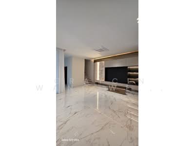 For Sale - D5 WEST COAST ROAD