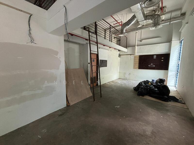 Warehouse Level 1 For Rent in D3 Alexandra/Commonwealth area, , 4,458 sqft, Warehouse For Rent, by Angelina Tan, 500036497 - Interior - CommercialGuru.com.sg