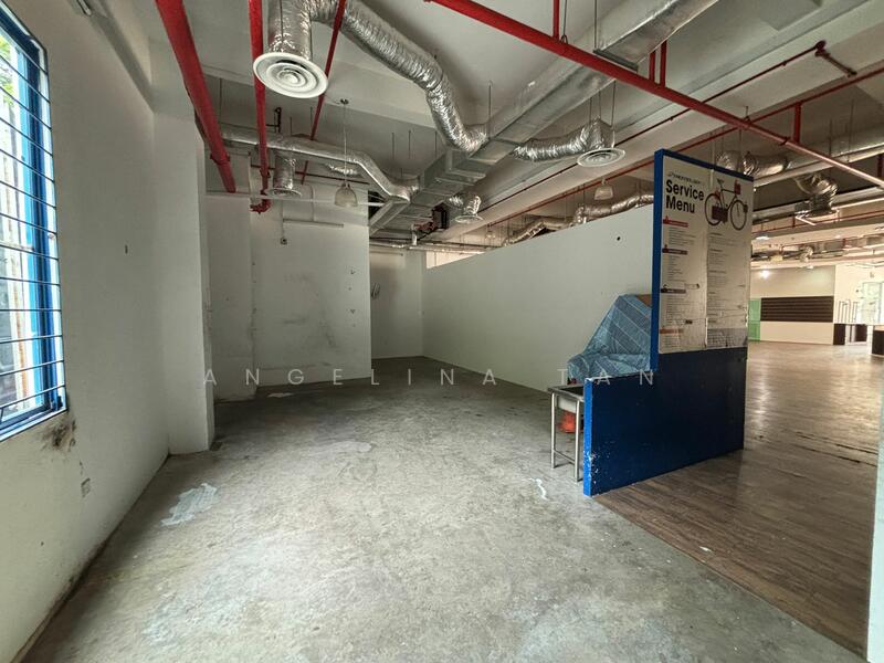 Warehouse Level 1 For Rent in D3 Alexandra/Commonwealth area, , 4,458 sqft, Warehouse For Rent, by Angelina Tan, 500036497 - Interior - CommercialGuru.com.sg