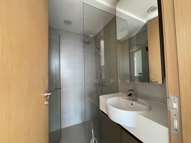 Nine Residences Apartment For Sale at S$ 950,000 | PropertyGuru Singapore - Bathroom