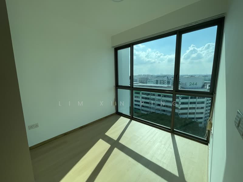 Nine Residences Apartment For Sale at S$ 950,000 | PropertyGuru Singapore - Master Room