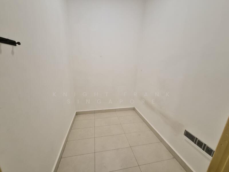 For Sale - Marina Bay Suites