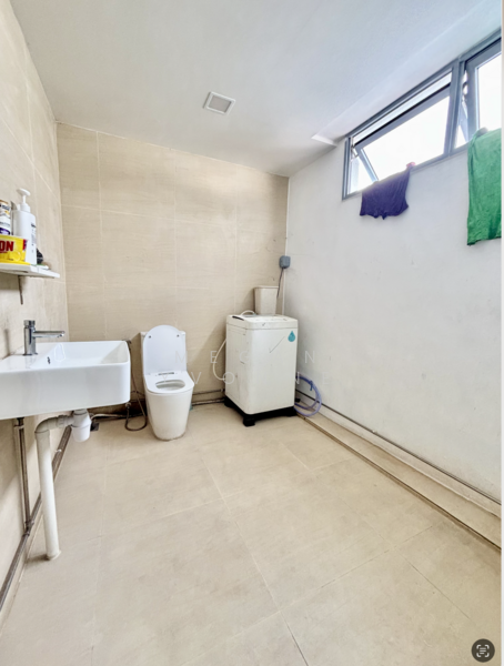 North Spring Bizhub, 11 Yishun industrial Street 1, Sembawang / Yishun, 18,553 sqft, Light Industrial (B1) For Rent, by Megan Yvonne, 500036673 - Bathroom - CommercialGuru.com.sg