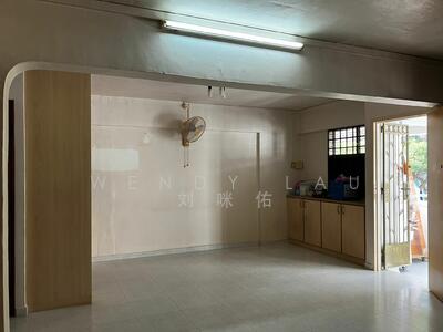 For Sale - 123 Hougang Avenue 1