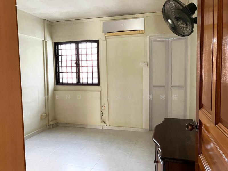 For Sale - 123 Hougang Avenue 1