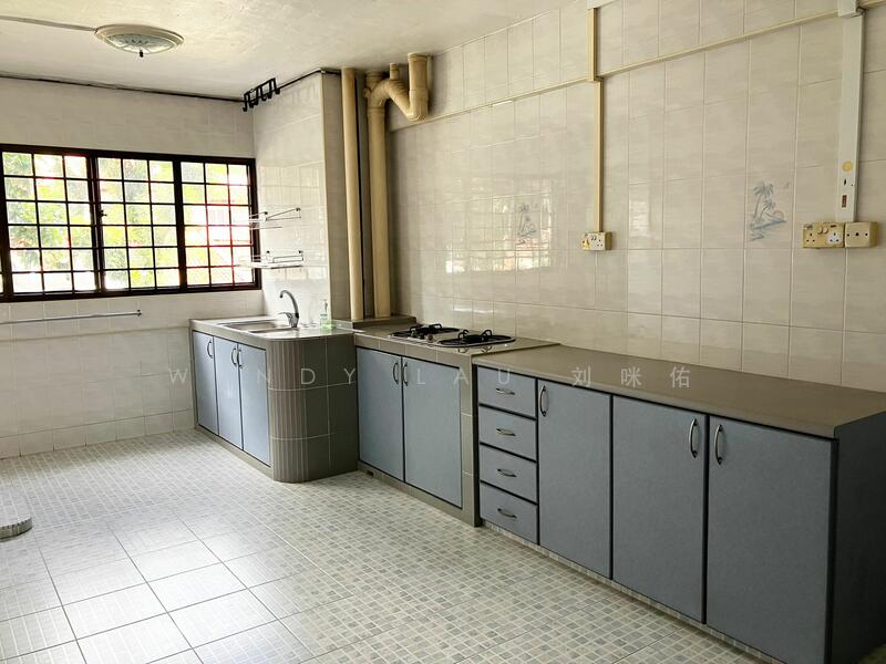 For Sale - 123 Hougang Avenue 1