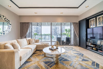 For Sale - Elliot at the East Coast