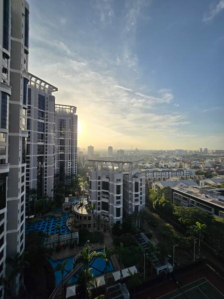 The Bayshore Condominium For Sale at S$ 1,299,999 | PropertyGuru Singapore - Exterior