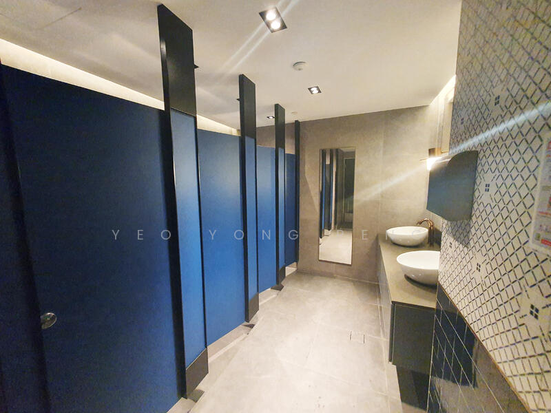 Pekin Street / China Street, Pekin Street, Telok Ayer, 947 sqft, Office For Rent, by Yeo Yong Peng, 500036765 - Bathroom - CommercialGuru.com.sg