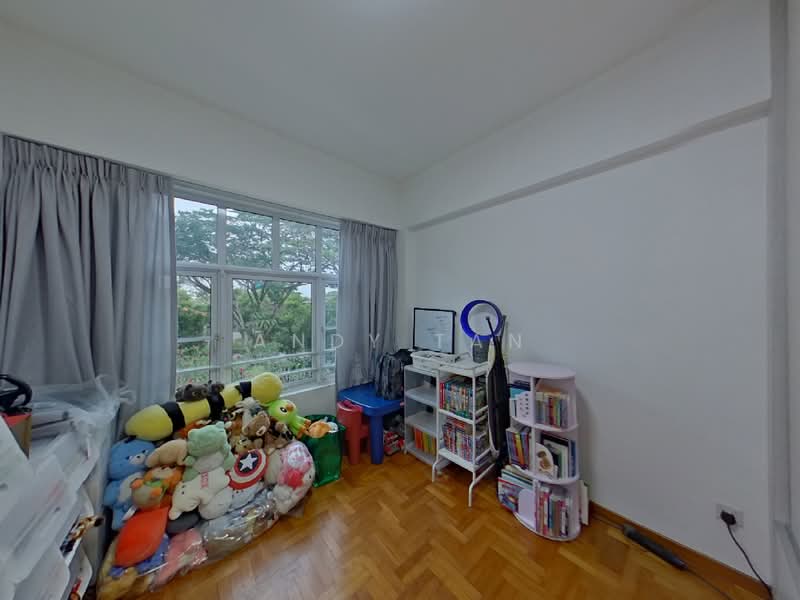 Sunrise Gardens, 51 Sunrise Gardens, 3 Bedrooms, 1,281 sqft, Condominium For Sale, by Andy Tan, 500036799 - Bedroom - PropertyGuru.com.sg