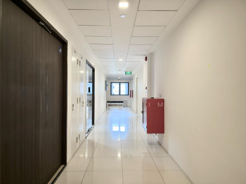 Vertex, 33 Ubi Avenue 3, 200 sqft, Light Industrial (B1) For Rent, by Faith Lim, 500036827 - Corridor - CommercialGuru.com.sg
