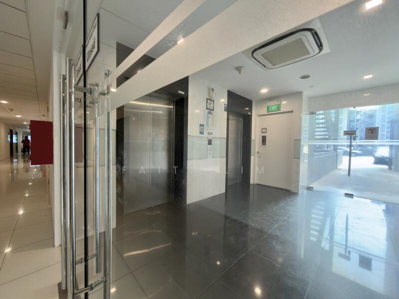 Vertex, 33 Ubi Avenue 3, 200 sqft, Light Industrial (B1) For Rent, by Faith Lim, 500036827 - Lift Lobby - CommercialGuru.com.sg