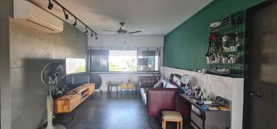 For Rent - 384 Tampines Street 32