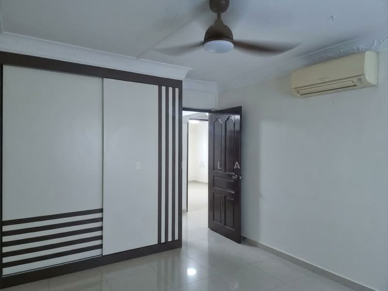 238 Bukit Batok East Avenue 5 HDB Flat For Sale at S$ 548,888 | PropertyGuru Singapore - Interior