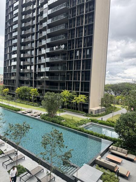 Tembusu Grand, 94 Jalan Tembusu, 2 Bedrooms, 743 sqft, Condominium For Rent, by Fransiska Tan, 500036877 - Pool - PropertyGuru.com.sg