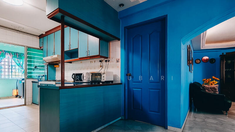 342 Tampines Street 33 HDB Flat For Sale at S$ 620,000 | PropertyGuru Singapore - Kitchen
