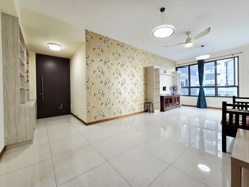 Vue 8 Residence, 89 Pasir Ris Heights, 4 Bedrooms, 1,345 sqft, Condominium For Rent, by Jeffrey Zeus, 500037042 - Living Room - PropertyGuru.com.sg