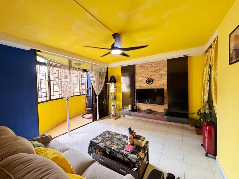 469 Segar Road HDB Flat For Sale at S$ 688,000 | PropertyGuru Singapore - Living Room