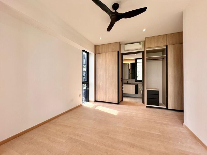 Jervois Mansion, 4 Jervois Close, 3 Bedrooms, 1,249 sqft, Condominium For Rent, by Melvin Sim, 500037061 - PropertyGuru.com.sg