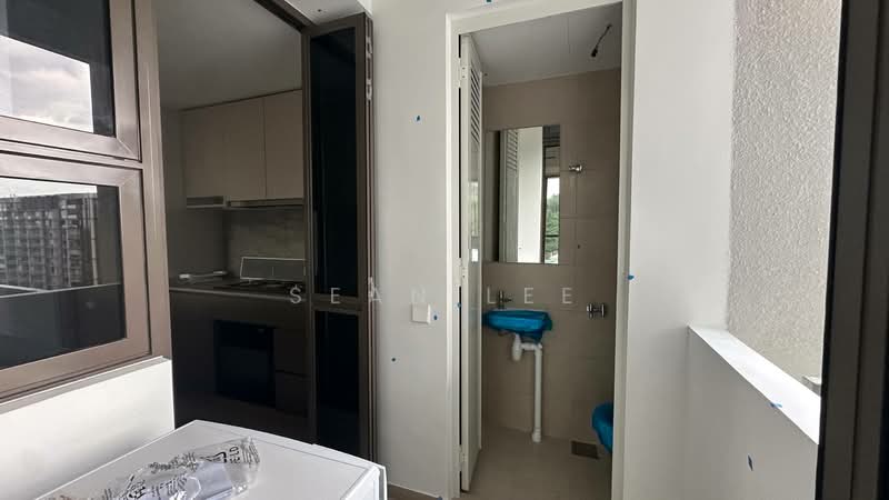 The Botany at Dairy Farm Condominium For Sale at S$ 2,400,000 | PropertyGuru Singapore - Kitchen