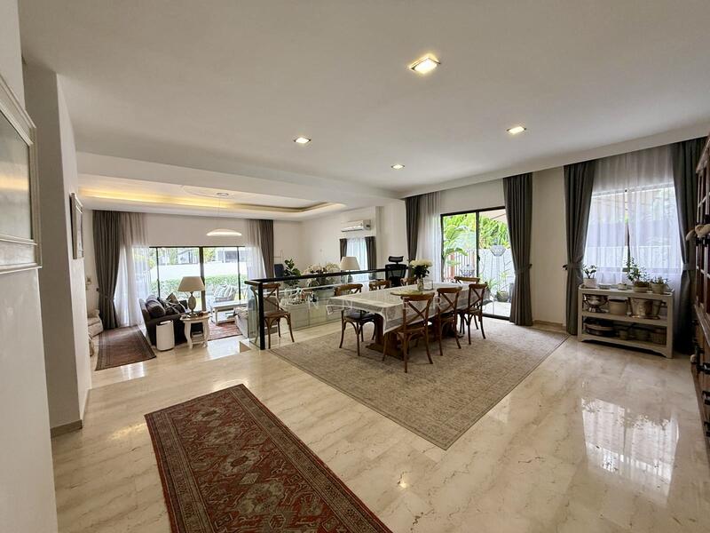 For Sale - Semi-D at Jalan Haji Alias/ Bukit Timah/Namly Area