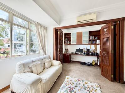 For Sale - Laguna Green