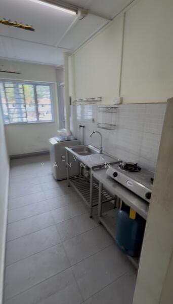 46 SIMS PLACE, Sims Place, 700 sqft, Shop / Shophouse For Rent, by Evan Yang 杨辉, 500037343 - Kitchen - CommercialGuru.com.sg