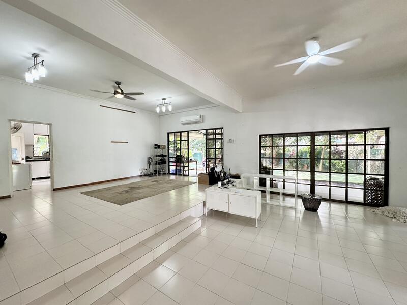 For Rent - Coronation Gardens