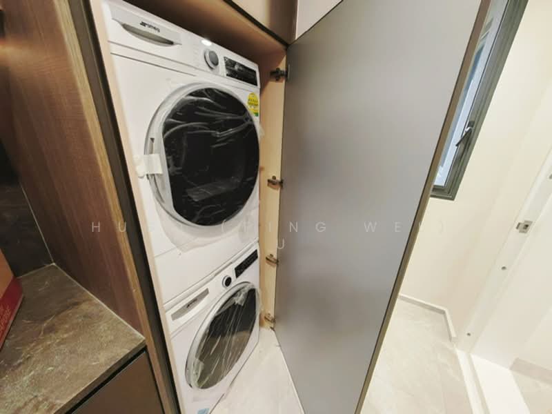 Tembusu Grand, 94 Jalan Tembusu, 5 Bedrooms, 1,711 sqft, Condominium For Rent, by Hugo (Ping Wei) Xu, 500037382 - SMEG Washing Machine - PropertyGuru.com.sg