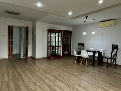 For Rent - 184B Rivervale Crescent