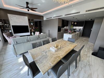 For Sale - The Spinnaker