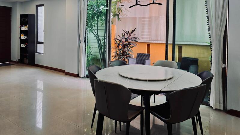 For Sale - Huge Renovated NS Facing Corner Terrace Serangoon Gardens