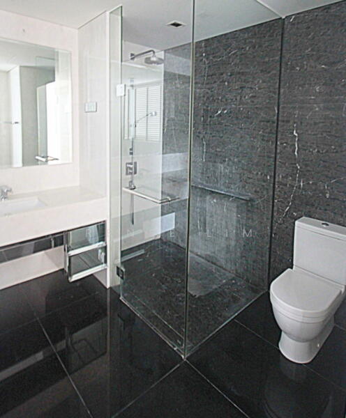 Junior Master Bathroom